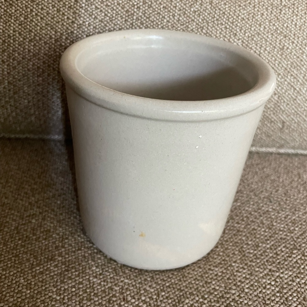 Vintage Robinson Ransbottom Pottery 1 Qt. Roseville Ohio USA Crock